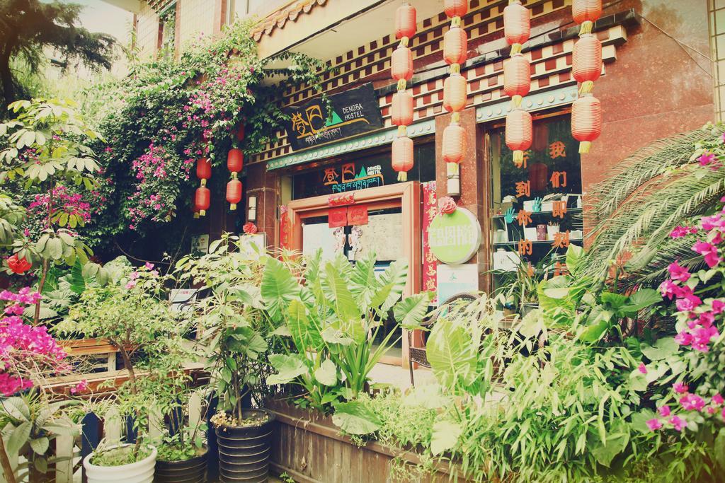 Dengba Hostel Chengdu Branch Exterior foto