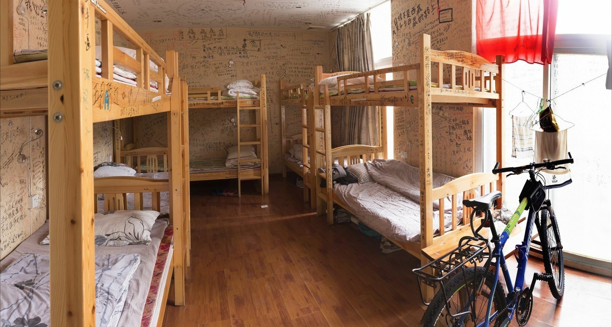 Dengba Hostel Chengdu Branch Exterior foto